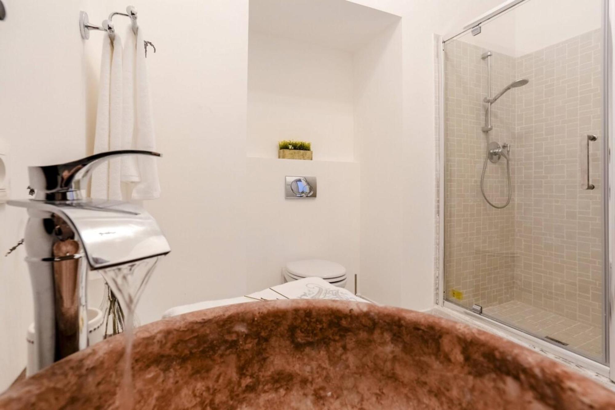Cassini Gt - 1 Bedroom - Balcony - Place Garibaldi Nice Bagian luar foto